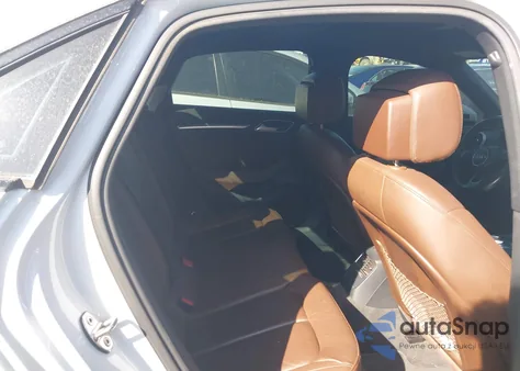 2020 Audi A3 Premium 40 Tfsi Front-Wheel Drive S Tronic z USA, uszkodzony, nr VIN WAUAUGFF5LA000892